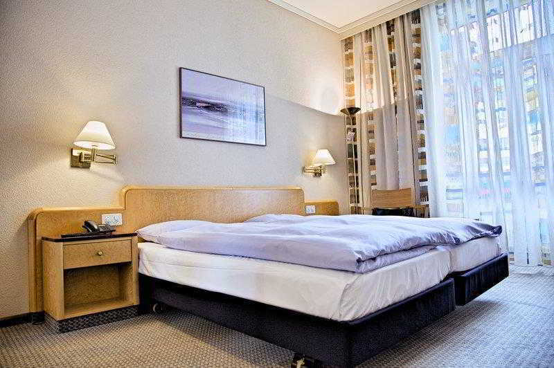 Hotel Baeren Am Bundesplatz Berna Exterior foto